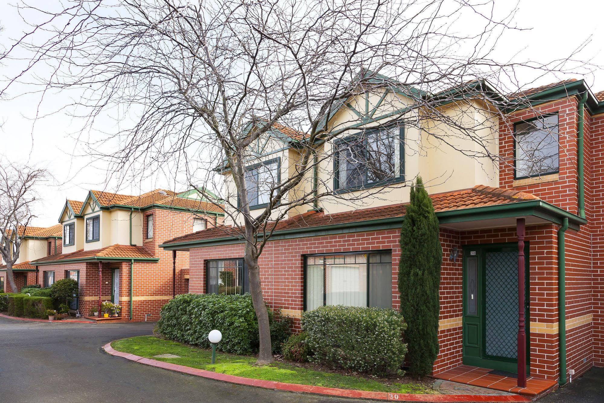 Bend of Islands Park Avenue - Forest Hill מראה חיצוני תמונה